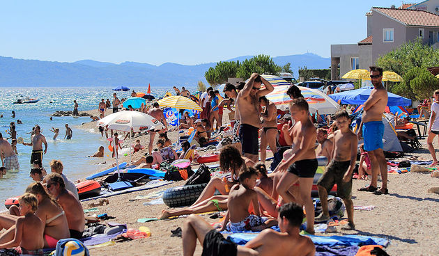 Jučer je kod kluba Bibano u Bibinjama održan turnir u odbojci na pijesku