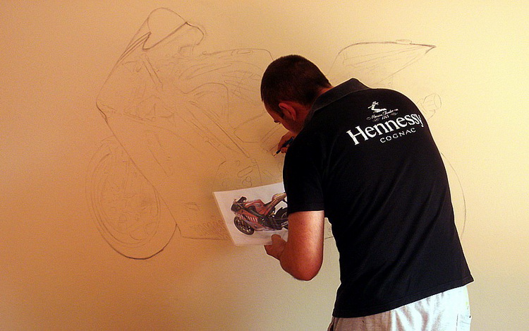 Dino Dević: Zidni murali