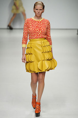 Suknje opet “in” (Moda.hr)