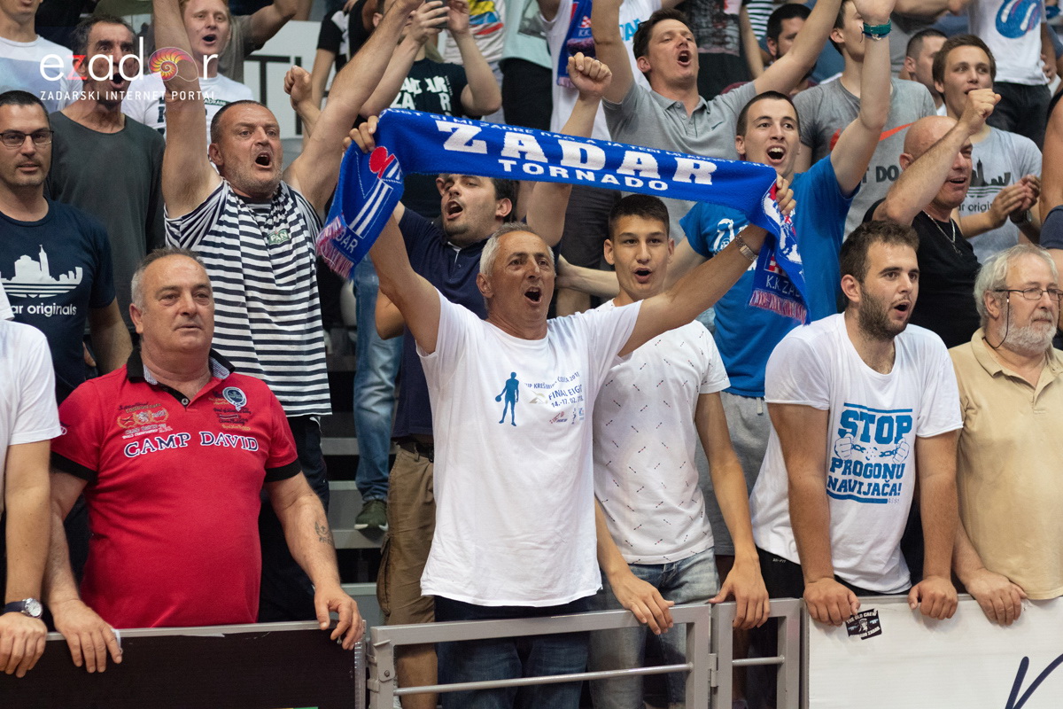 Polufinale doigravanja HT Premijer lige, 1. utakmica: KK Zadar – KK Cibona 89-78