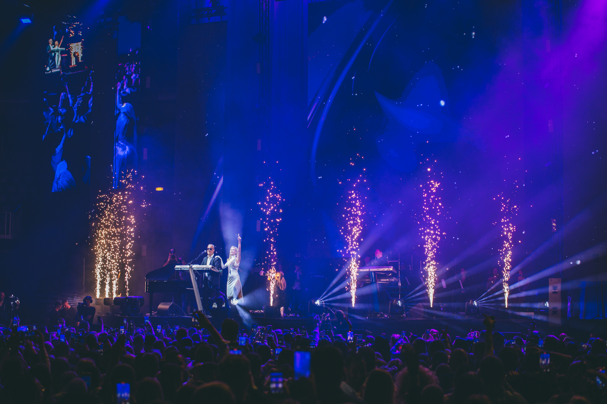 Trijumfalni koncert Saše Matića u rasprodanoj Areni Zagreb Trijumfalni koncert Saše Matića u rasprodanoj Areni Zagreb