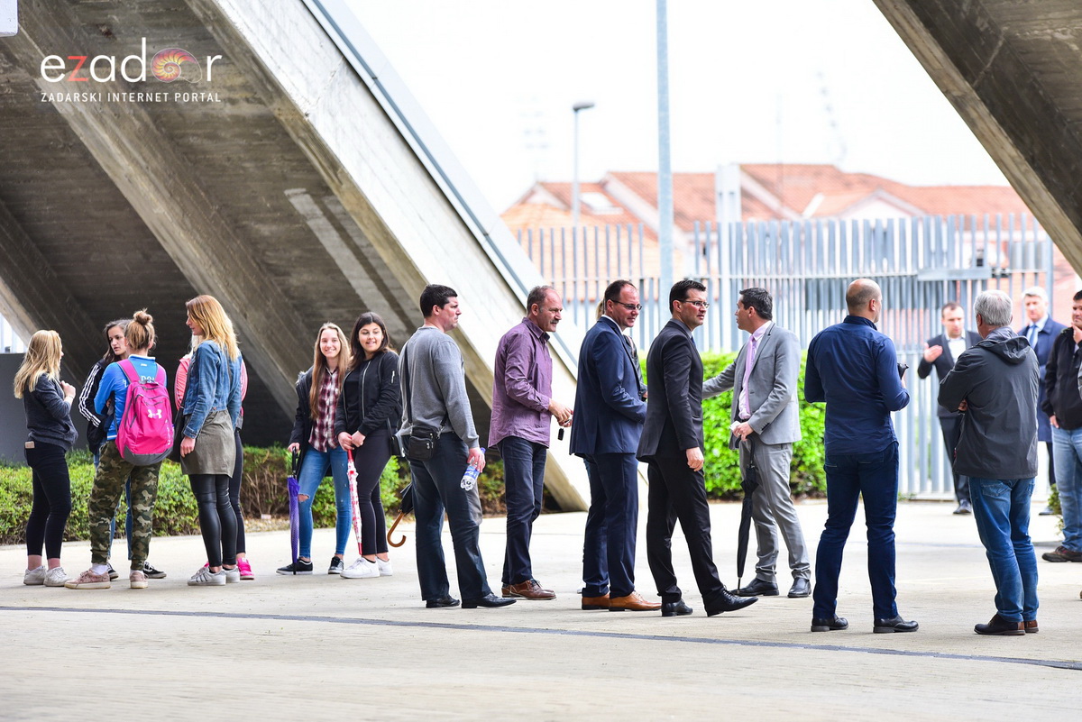 Na Višnjiku održana javna radionica “Zdravstveno usmjerena tjelesna aktivnost učenika” (ZUTA) Na Višnjiku održana javna radionica “Zdravstveno usmjerena tjelesna aktivnost učenika” (ZUTA)