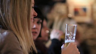 Restoran Atriji na Poluotoku. Karlovacka pivovara organizirala je degustaciju domaceg i stranog piva iz svog portfelja, te portfelja Heineken-a. Foto-SAŠA ČUKA Restoran Atriji na Poluotoku. Karlovacka pivovara organizirala je degustaciju domaceg i stranog piva iz svog portfelja, te portfelja Heineken-a. Foto-SAŠA ČUKA