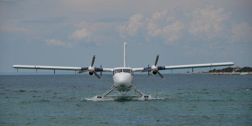 Hidroavioni poletjeli iz Novalje! Hidroavioni poletjeli iz Novalje!
