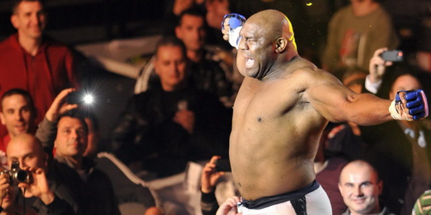 Split, 270310.
Veceras se u Spaladium Areni odrzava spektakl “Obracun u ringu 10” povodom 15-te obljetnice boksackog kluba Pit Bull. Borci ce nastupiti u 17 atraktivnih K1 i MMA ( ultimate fight) borbama.
Na fotografiji: Bob Sapp i Sascha Weinpolter.
Foto