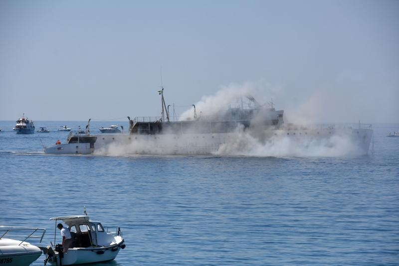 Premantura: Admiralski brod Vis potopljen kako bi postao ronilačka atrakcija. Photo: Duško Marušić/PIXSELL