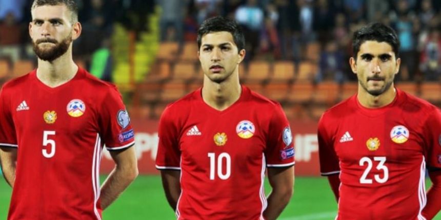 Image 379533 (auto) Image 379533 (auto)