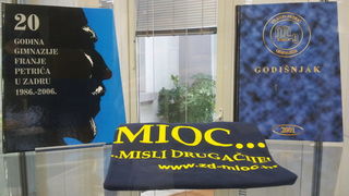 Otvorenje izložbe “30 godina gimnazije Franje Petrića” Otvorenje izložbe “30 godina gimnazije Franje Petrića”