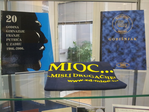 Otvorenje izložbe “30 godina gimnazije Franje Petrića” Otvorenje izložbe “30 godina gimnazije Franje Petrića”