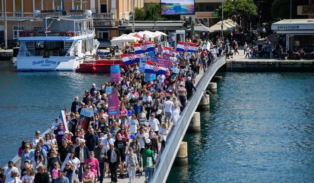 Hod za život, obitelj i Hrvatsku održan u Zadru Hod za život, obitelj i Hrvatsku održan u Zadru
