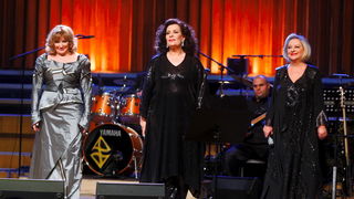 Zagreb 131011.
KD Vatroslav Lisinski.
Koncert Hrvatske dive, na kojem su nastupale Tereza Kesovija, Radojka Sverko i Gabi Novak.
Foto: Goran Mehkek / Cropix