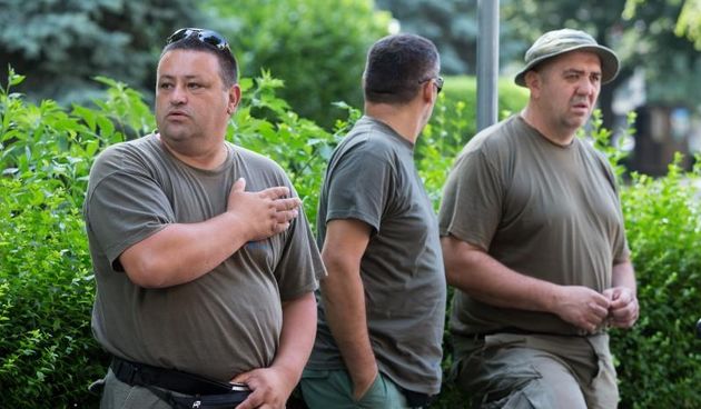 U Ministarstvu unutarnjih poslova u Savskoj cesti odrzan je sastanak strajkaskog odbora pirotehnicara tvrtke Mungos i ministra unutarnjih poslova Vlahe Orepica. Pripadnici Mungosa cekaju ispred ministarstva izlazak svojih pregovarac