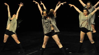 Zadar, 180513.
Veceras je u kazalistu lutaka odrzan Zadarski plesni festival In memoriam Nives Simatovic-Predovan na kojem se predstavilo 19 plesnih ansambla iz 12 gradova.
Na fotografiji: nastup na plesnom festivalu.
Foto: Luka Gerlanc / CROPIX Zadar, 180513.
Veceras je u kazalistu lutaka odrzan Zadarski plesni festival In memoriam Nives Simatovic-Predovan na kojem se predstavilo 19 plesnih ansambla iz 12 gradova.
Na fotografiji: nastup na plesnom festivalu.
Foto: Luka Gerlanc / CROPIX