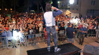 Jasmin Stavros na Viru