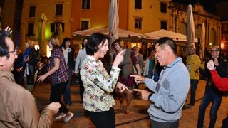 FIMBA After party na Narodnom trgu uz bend Songbusters FIMBA After party na Narodnom trgu uz bend Songbusters