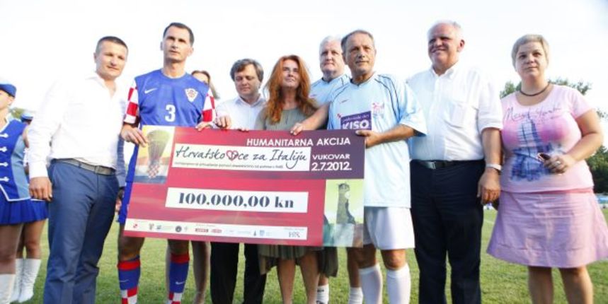Dragan Primorac i udruga Cro Unum prikupili 100 tisuća kuna za stradalnike potresa u Italiji Dragan Primorac i udruga Cro Unum prikupili 100 tisuća kuna za stradalnike potresa u Italiji