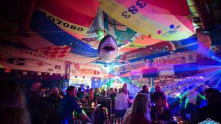 Ante Cash @ Famous Beach Bar