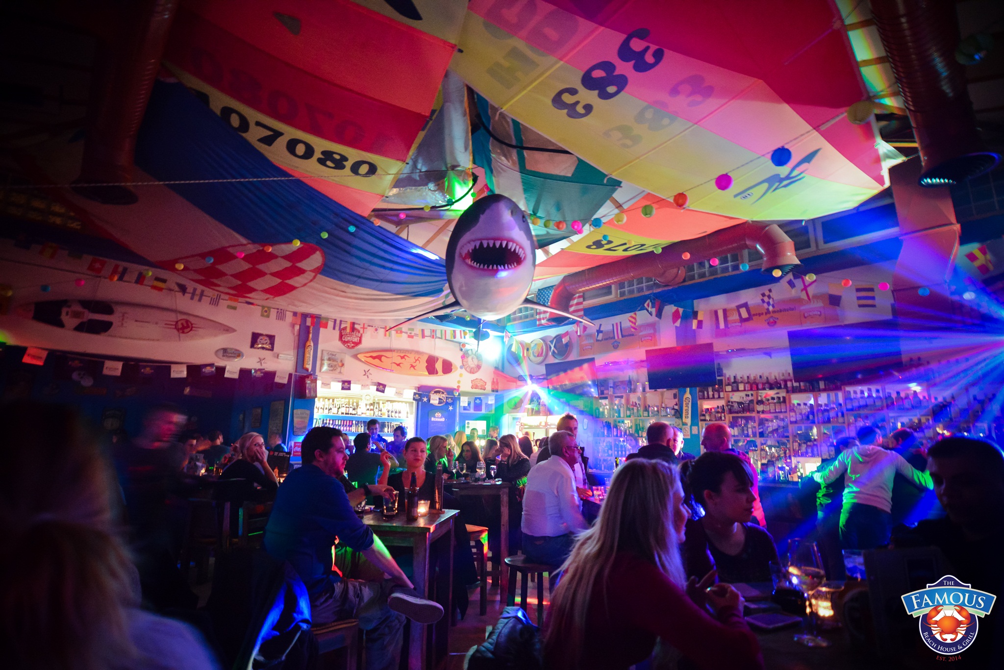 Ante Cash @ Famous Beach Bar