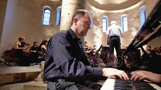 Image 1082127 (auto)