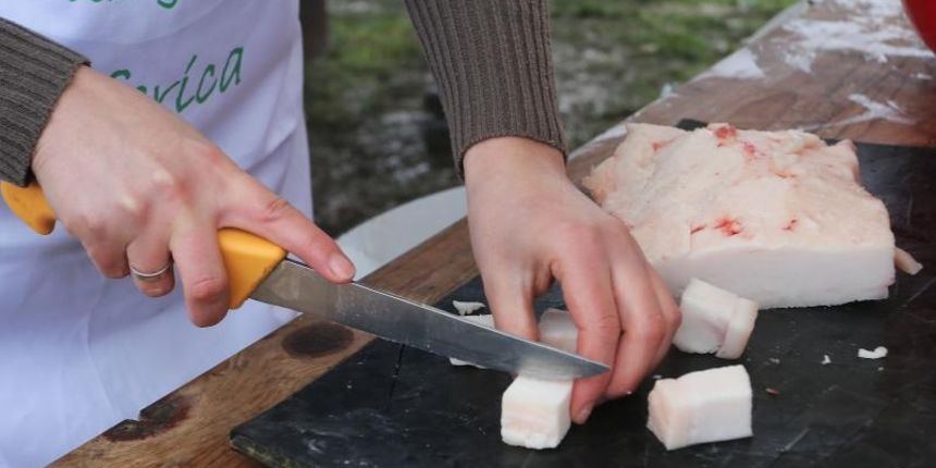 Karanac, Baranjsko Etno selo Karanac – Tradicionalno natjecanje u pripremanju cvaraka. Photo: Marko Mrkonjic/PIXSELL