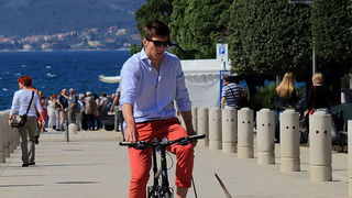 Nedjeljna skitnja gradom 28. travnja 2013. Foto: Roberto Lerga Nedjeljna skitnja gradom 28. travnja 2013. Foto: Roberto Lerga