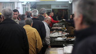 Đir po pešakariji 6. travnja 2012. (foto:Saša Čuka) Đir po pešakariji 6. travnja 2012. (foto:Saša Čuka)