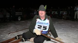 Svjetska atrakcija u Velom Ižu: Održana “Iška kraljica”- prva povijesna skijaška utrka na hrvatskim školjima Svjetska atrakcija u Velom Ižu: Održana “Iška kraljica”- prva povijesna skijaška utrka na hrvatskim školjima