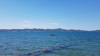 Đir uz more 19. srpnja 2016. – Uvala Draženica, kupalište Jadran, Moprske orgulje i Pozdrav suncu, zadarska riva… Foto: Mladen Malik Đir uz more 19. srpnja 2016. – Uvala Draženica, kupalište Jadran, Moprske orgulje i Pozdrav suncu, zadarska riva… Foto: Mladen Malik