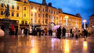 Zagrebački Advent na Trgu bana Jelačića