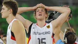 Bydgoszcz, 150909.
Dvorana Sport Arena Luczniczka.
Europsko prvenstvo u kosarci u Poljskoj, drugi krug natjecanja po skupinama 3. kolo grupe E, utakmica izmedju Hrvatske i Njemacke odlucujuca za ulazak u cetvrtfinale.
Na slici: Jan Hendrik Jagla tuzan nak