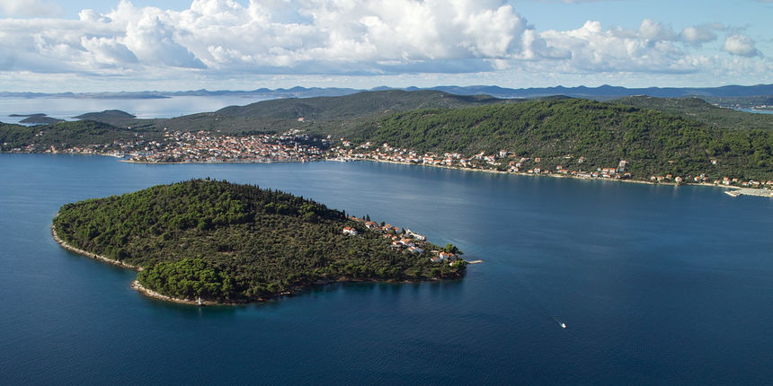 Ošljak (Lazaret) iz zraka