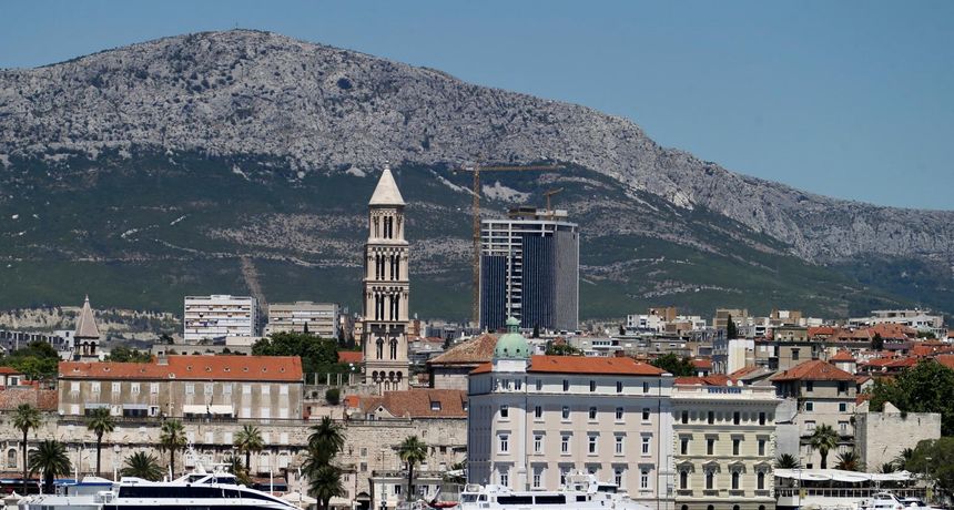 Split panorama Split panorama