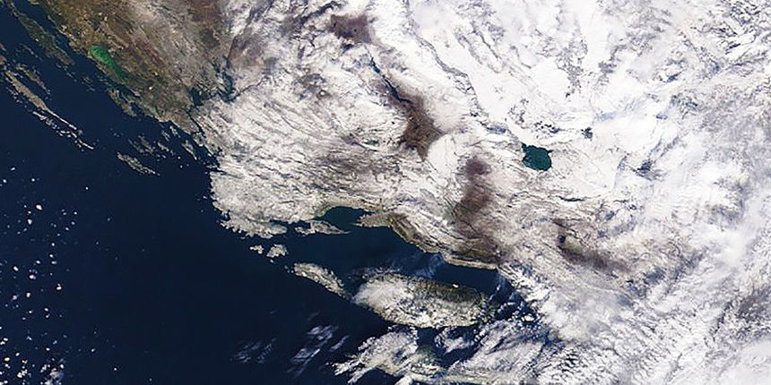 Snijeg u dijelu Dalmacije vidljiv iz svemira Snijeg u dijelu Dalmacije vidljiv iz svemira