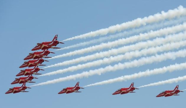 Akrobatska skupina “Red Arrows” Royal Air Forcea u posjeti Zračnoj bazi u Zemuniku