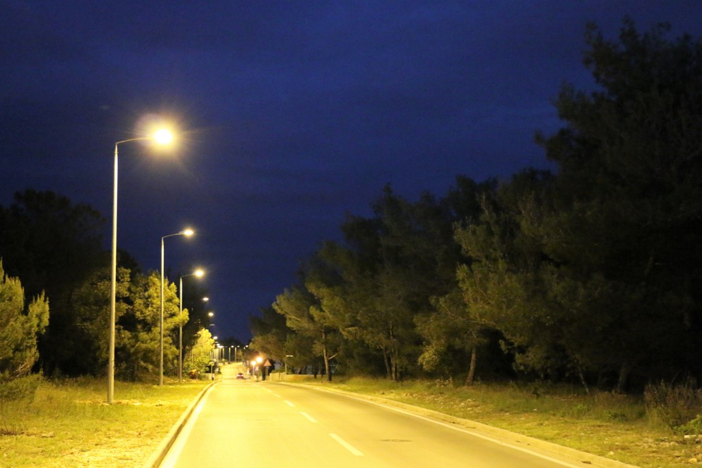 Rekonstrukcija ceste D-306 na Viru: Zasvijetlilo od Virskog mosta do centra!