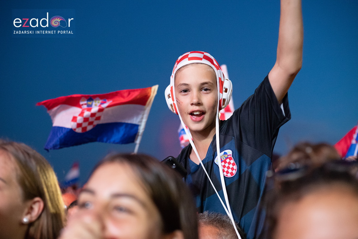 Veličanstven doček četvorice zadarskih Vatrenih Veličanstven doček četvorice zadarskih Vatrenih