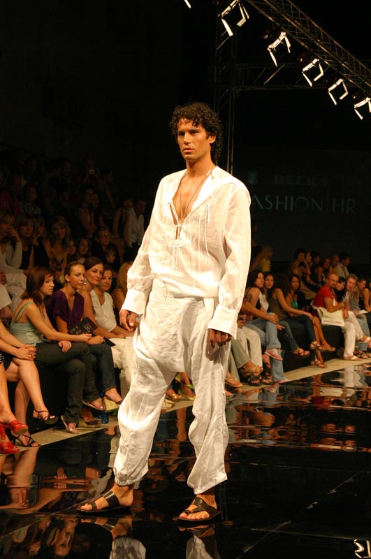 Image 1175009 (auto)