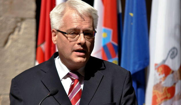 Dubrovnik, 110912.
Predsjednik Republike nazocio je promociji prijevoda statuta Grada Dubrovnika iz 1272.g. na engleski jezik: ”The Statute of Dubrovnik of 1272” u Drzavnom arhivu u Palaci Sponza. 
Na slici Ivo Josipovic.
Foto: Tonci Plazibat / CROPIX