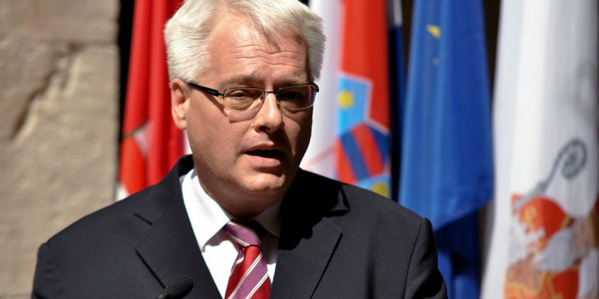 Dubrovnik, 110912.
Predsjednik Republike nazocio je promociji prijevoda statuta Grada Dubrovnika iz 1272.g. na engleski jezik: ”The Statute of Dubrovnik of 1272” u Drzavnom arhivu u Palaci Sponza. 
Na slici Ivo Josipovic.
Foto: Tonci Plazibat / CROPIX