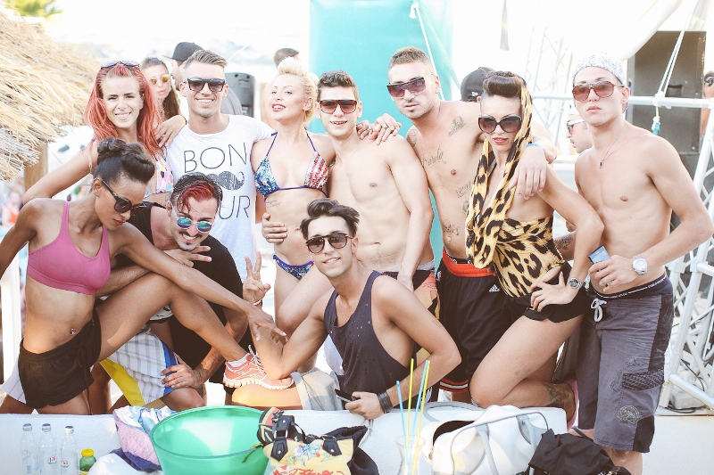 After beach ludilo vlada Papayom foto: Goran Perešin After beach ludilo vlada Papayom foto: Goran Perešin