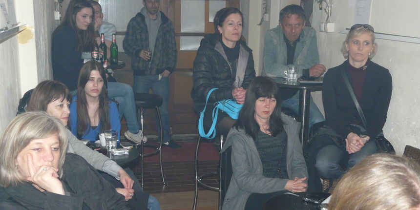 U klubu udruge Hrvatska sloga održana je pjesnička večer udruge ”Žene u Domovinskom ratu-Zadar” U klubu udruge Hrvatska sloga održana je pjesnička večer udruge ”Žene u Domovinskom ratu-Zadar”