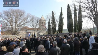 U Donjem Karinu obilježeno sjećanje na rušenje Franjevačkog samostana tijekom VRO Maslenica