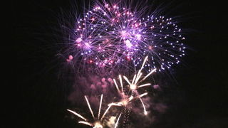 Virani 2016. godinu dočekali uz Lidiju Bačić, Leteći odred i spektakularan vatromet Virani 2016. godinu dočekali uz Lidiju Bačić, Leteći odred i spektakularan vatromet