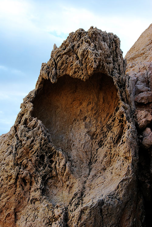 Paški falus kod Metajne na otoku Pagu, Foto: Marin Labrović
