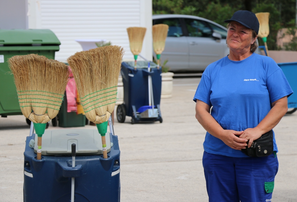 Prezentacija novog voznog parka poduzeća Čisti otok i Vodovod Vir Prezentacija novog voznog parka poduzeća Čisti otok i Vodovod Vir