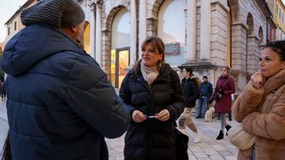 Vidović Krišto na Narodnom trgu prikuplja potpise za predsjedničku kandidaturu