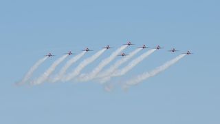 Akrobatska grupa Red Arrows u posjetu Krilima Oluje u Zemuniku