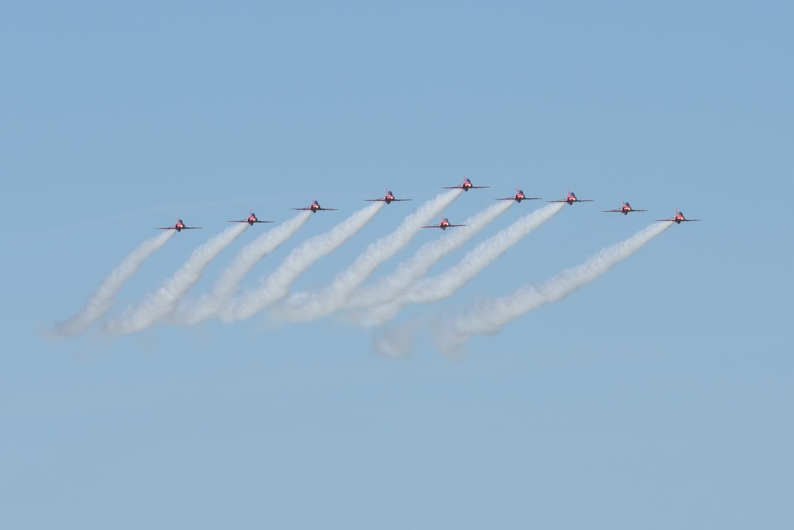 Akrobatska grupa Red Arrows u posjetu Krilima Oluje u Zemuniku