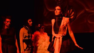 Dragon teatar- “POE – Nikad više”, foto: Iva Perinčić Dragon teatar- “POE – Nikad više”, foto: Iva Perinčić