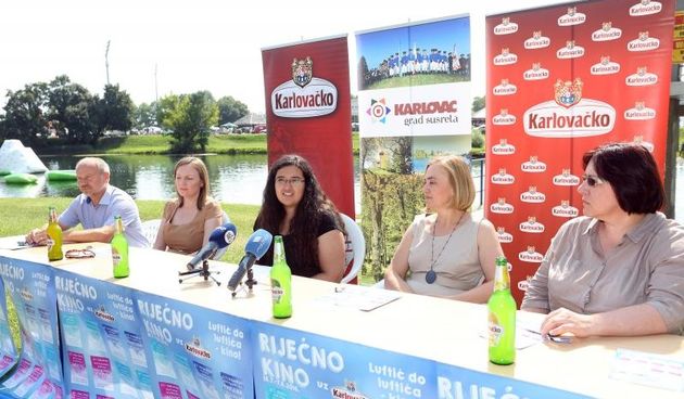 Konferencija za medije organizatora i sponzora Rijecnog kina koje se odrzava od 15. srpnja do 7. kolovoza uz rijeke Koranu i Mreznicu. Sve projekcije besplatne su za gradjanstvo.